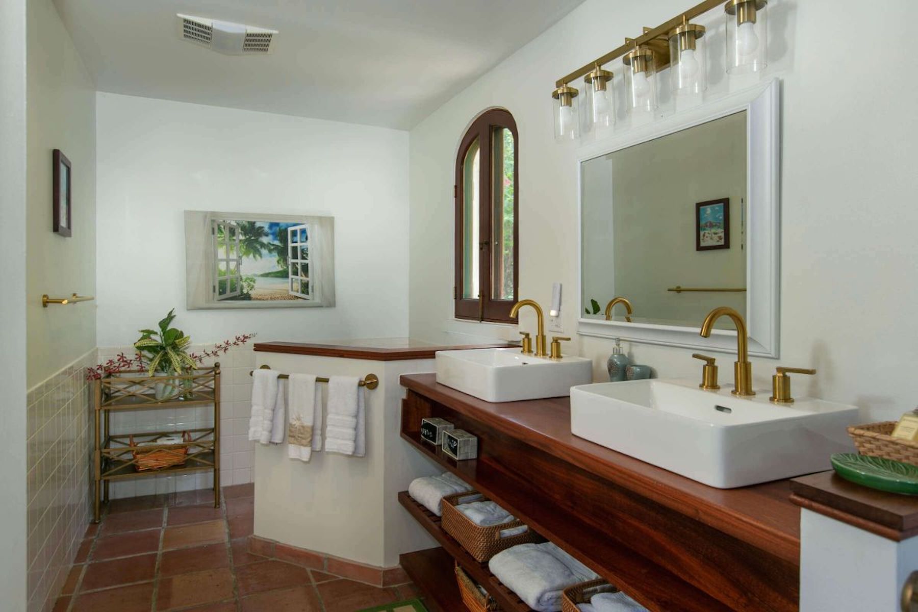 Chateau La Tete Rouge Villa villa photo.