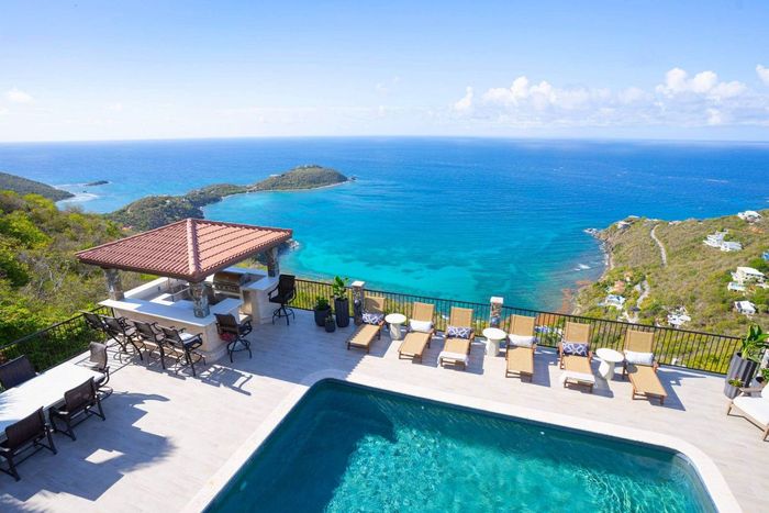 Aprés Sea Villa in St. John