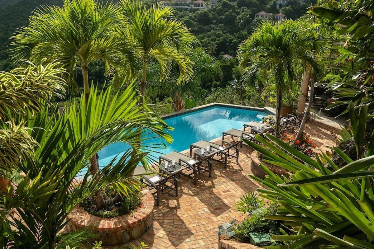 Cinnamon Breeze at Peter Bay Estate villa photo.