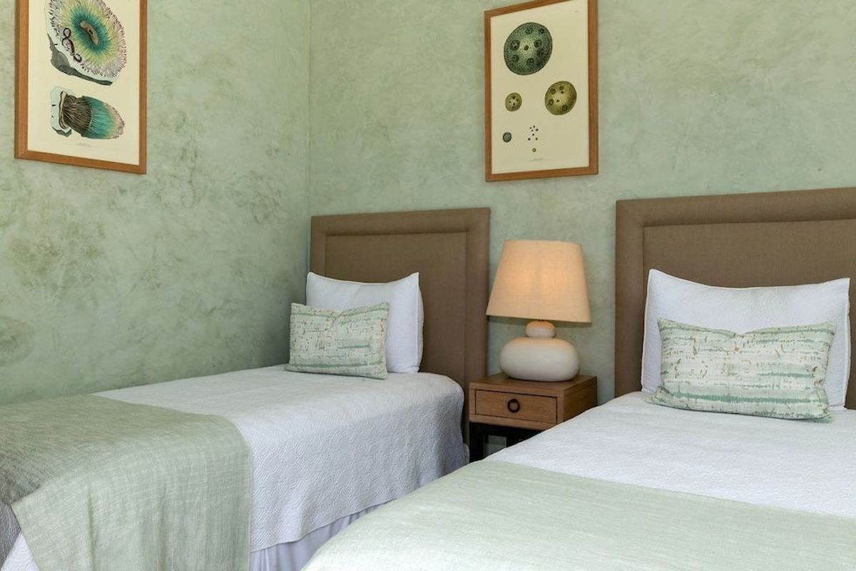 Cinnamon Breeze at Peter Bay Estate villa photo.