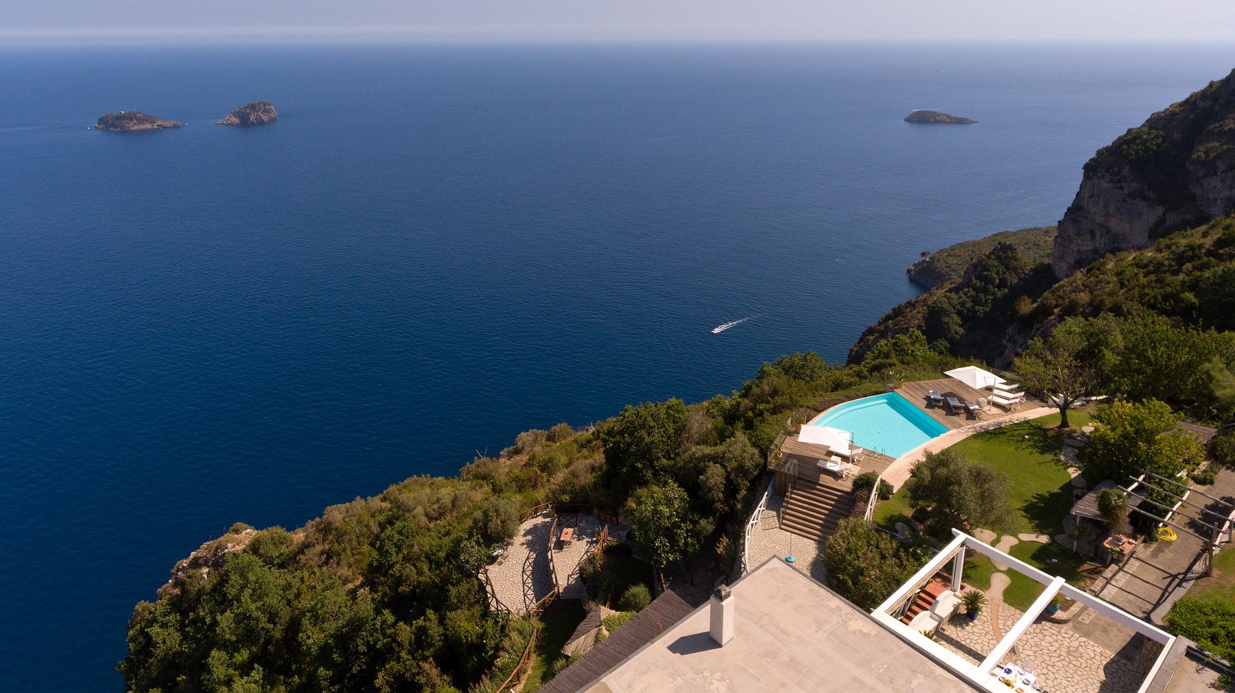 Aldana villa photo.