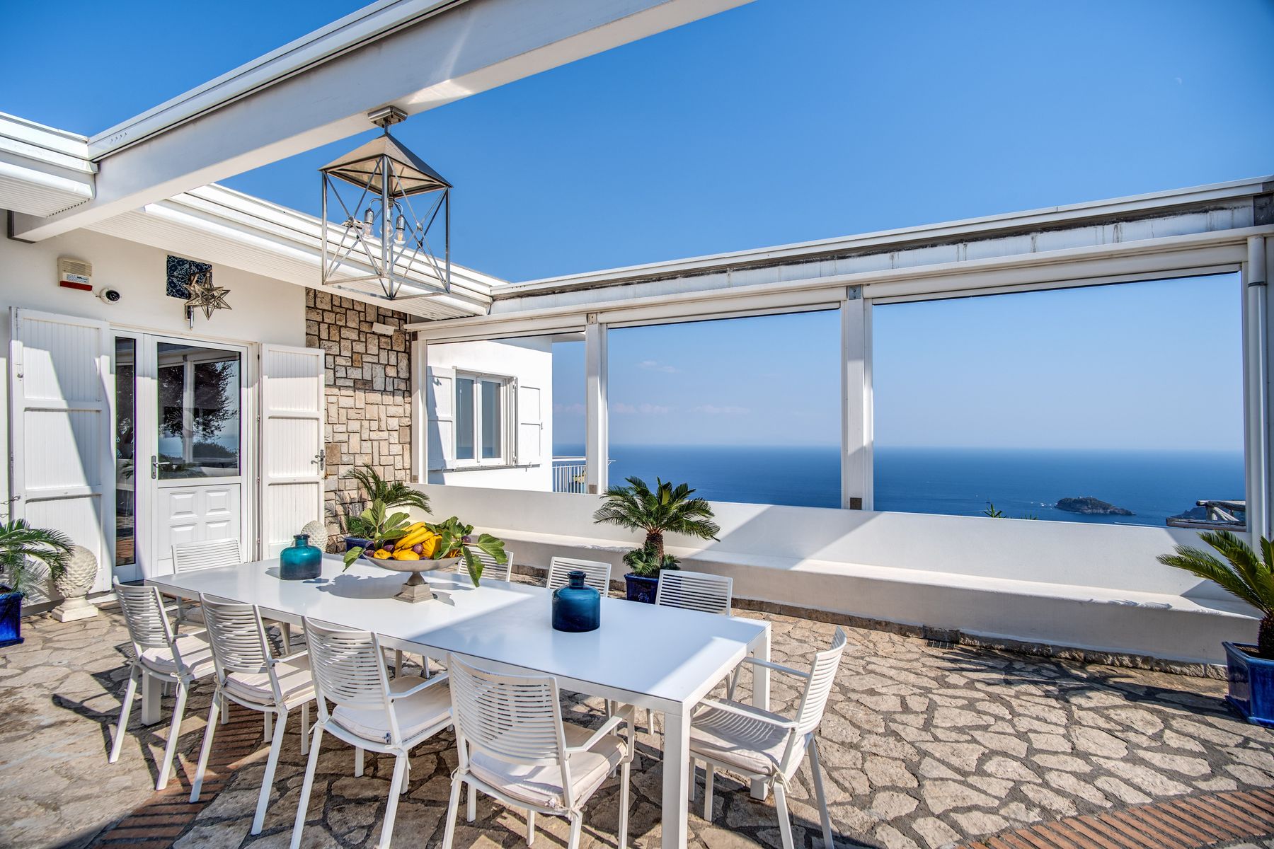 Aldana villa photo.
