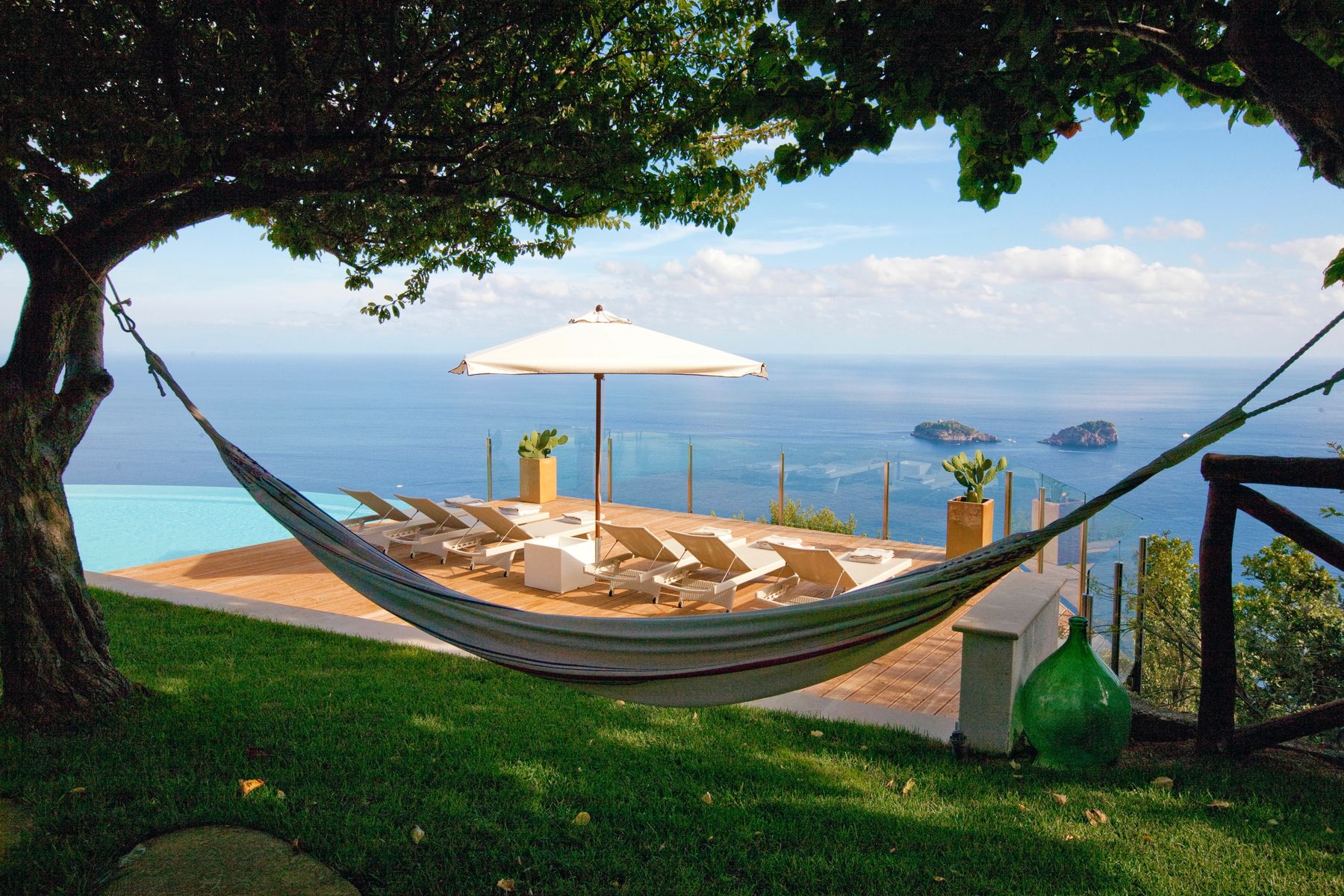 Aldana villa photo.