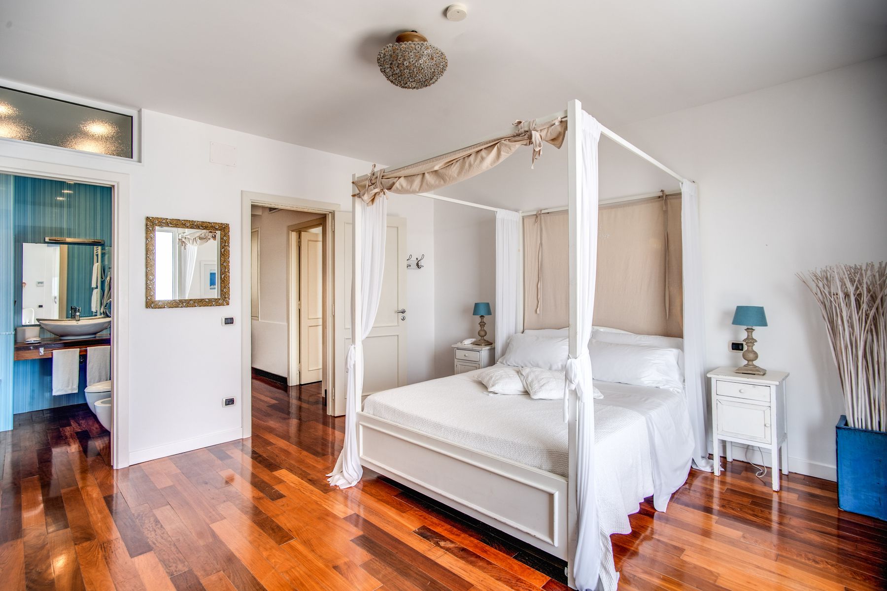 Aldana villa photo.