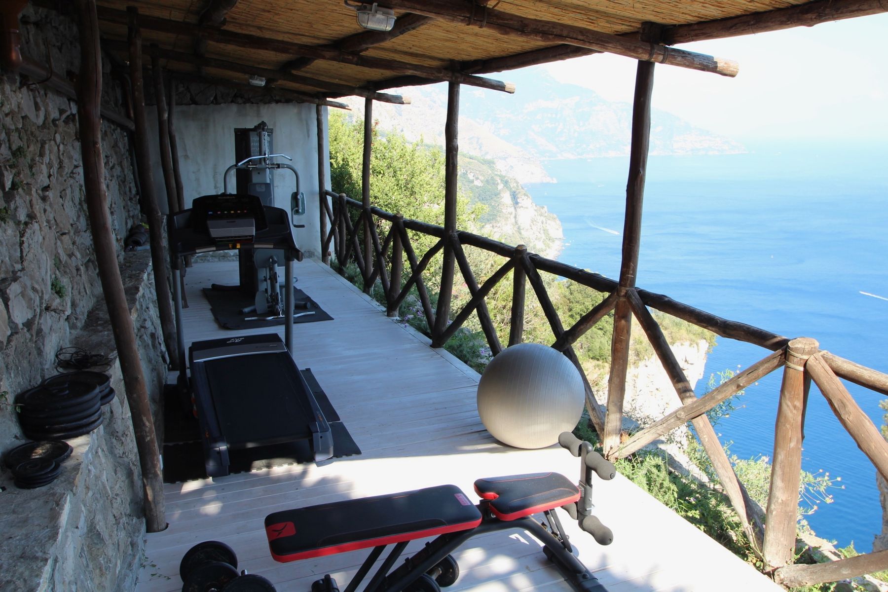 Aldana villa photo.