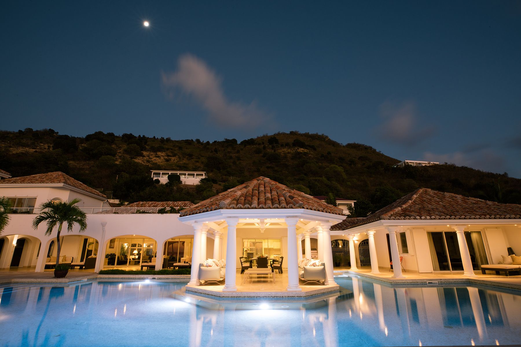 Petite Plage 4 Villa villa photo.