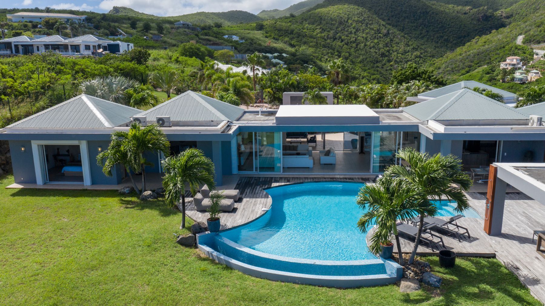 Karukera Villa villa photo.