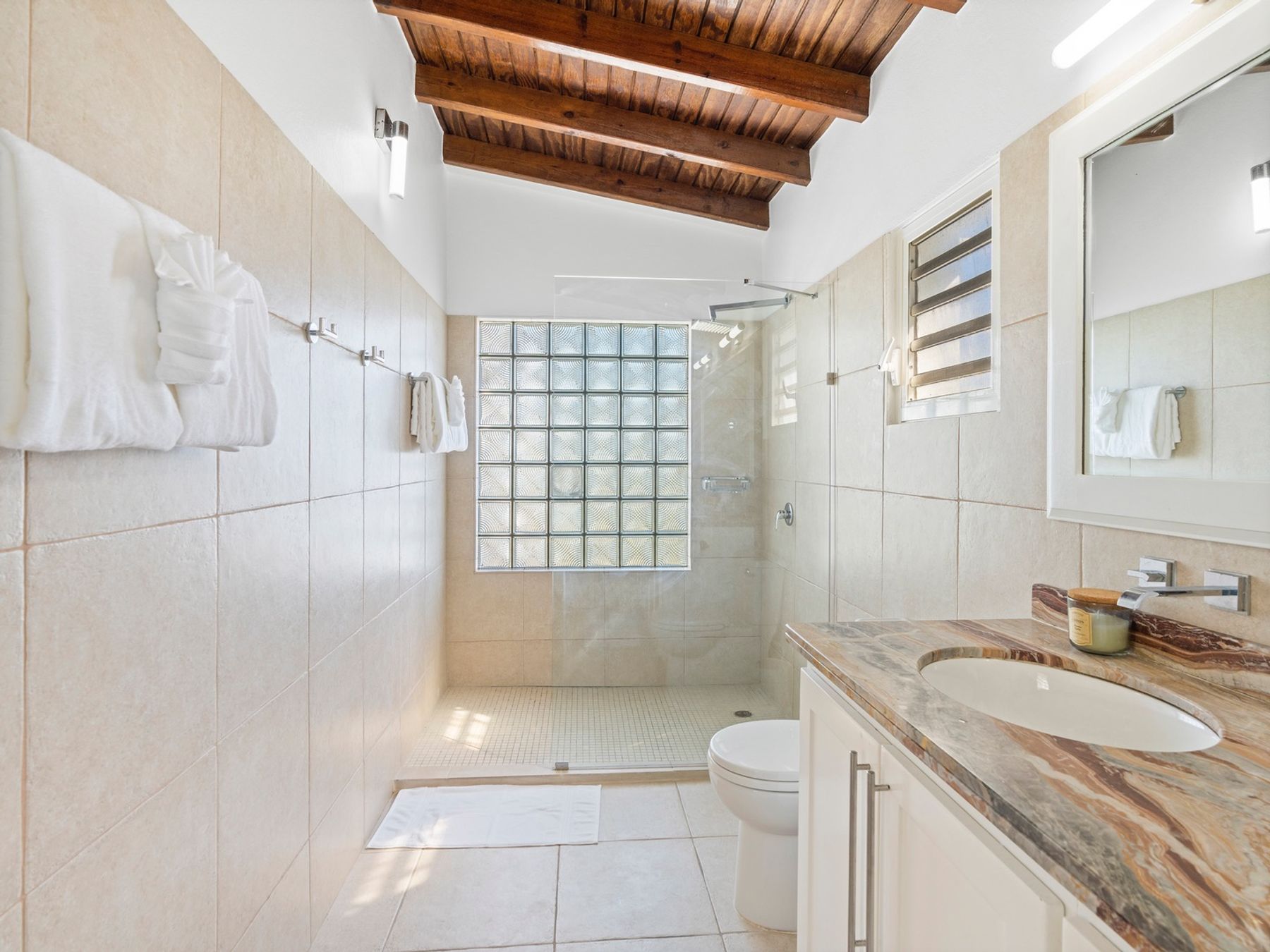 Twin Palms villa photo.
