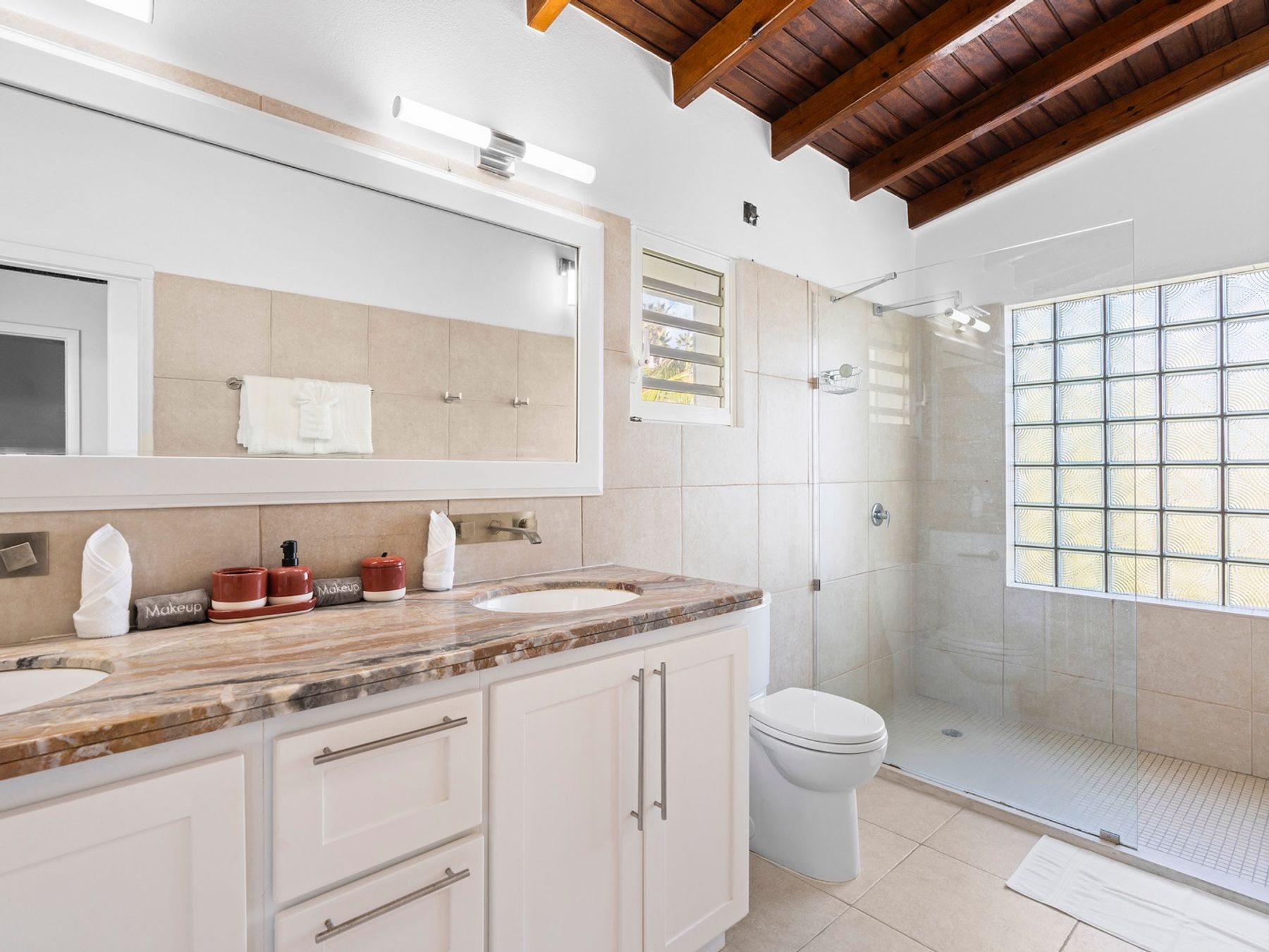 Twin Palms villa photo.