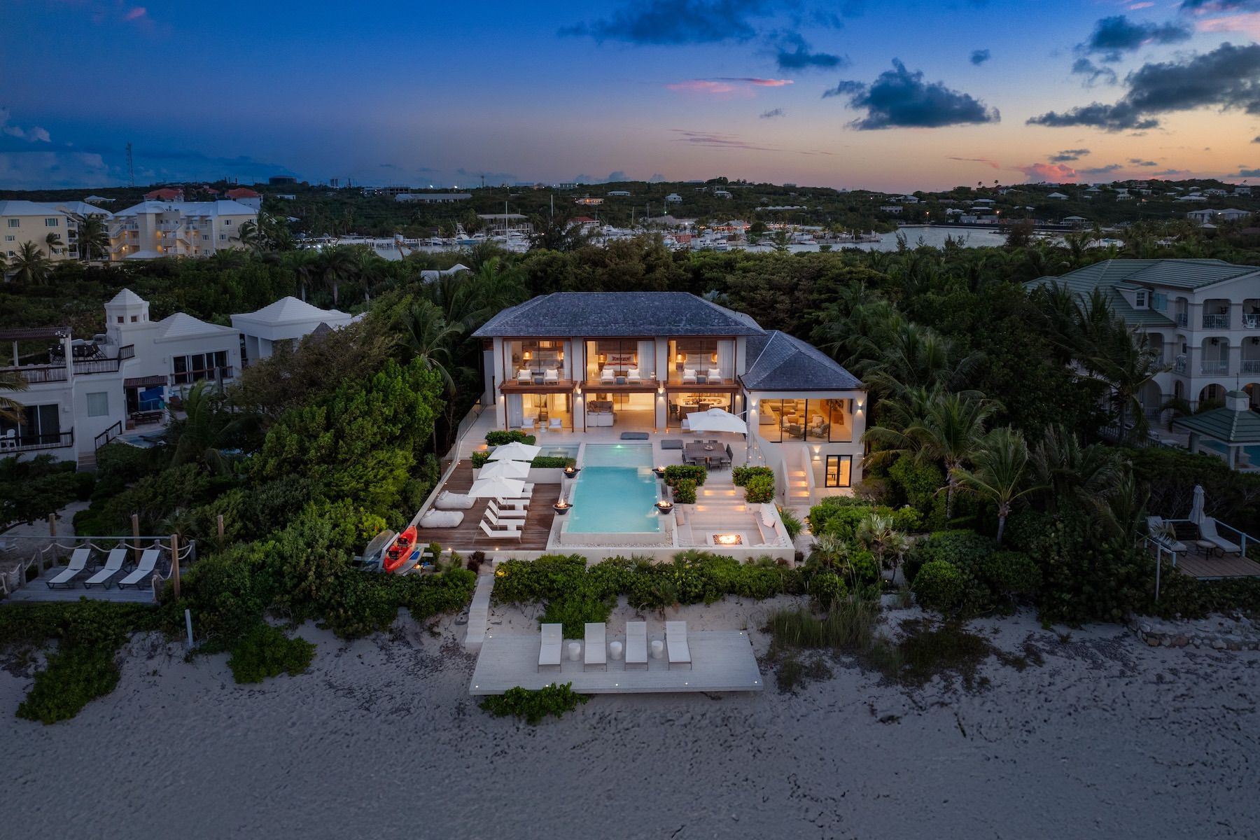 Seafire villa photo.