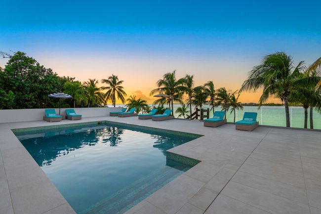 Vieux Caribe Villa is located near Taylor Bay Beach