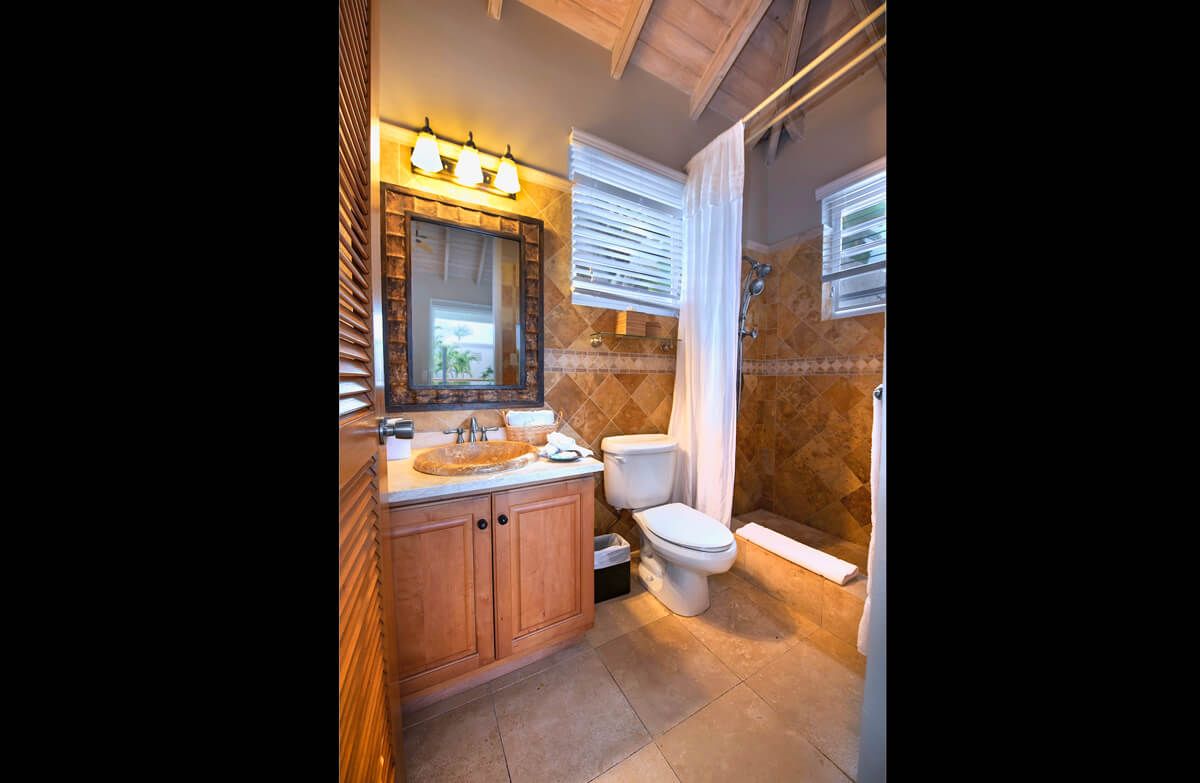 En suite bathroom