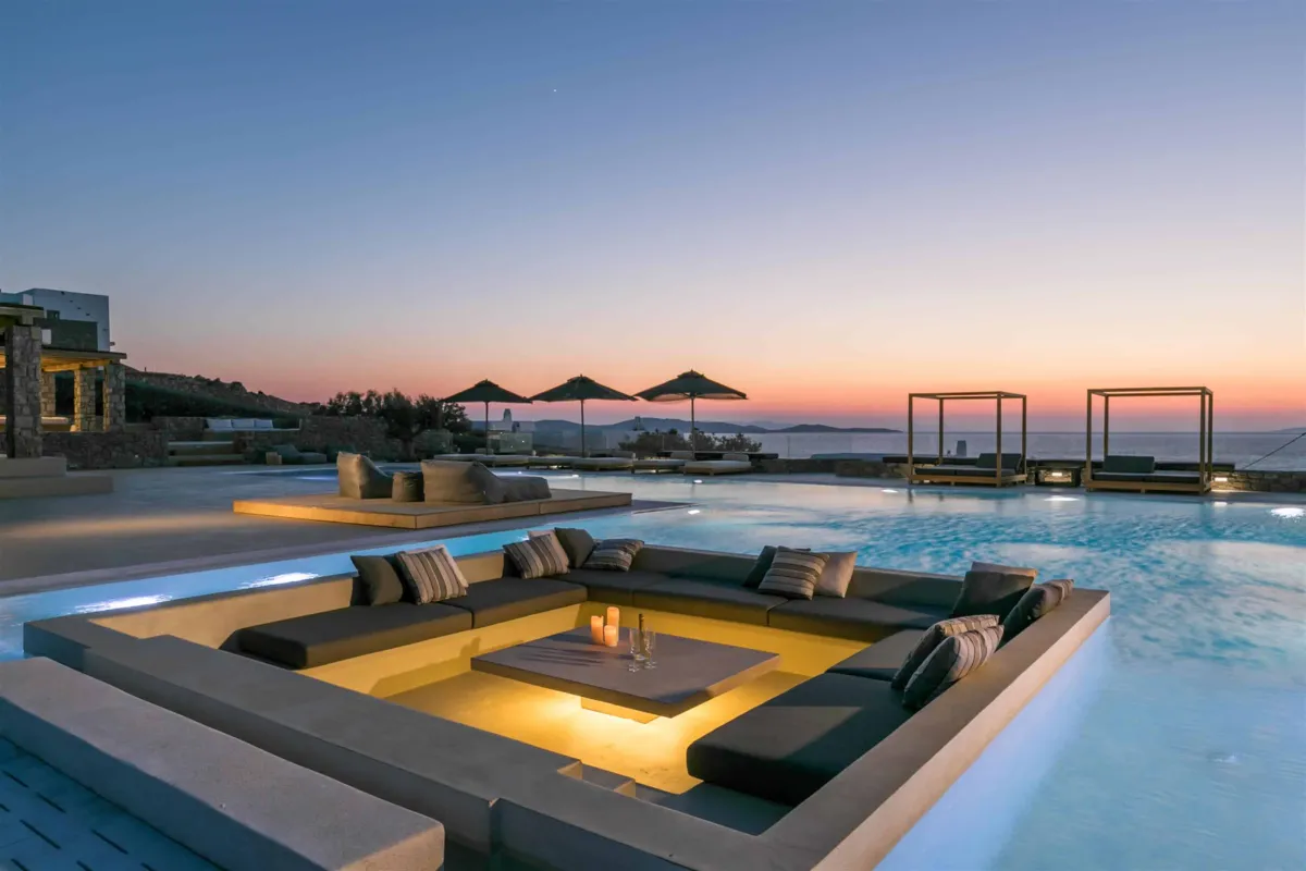 Alba villa photo.