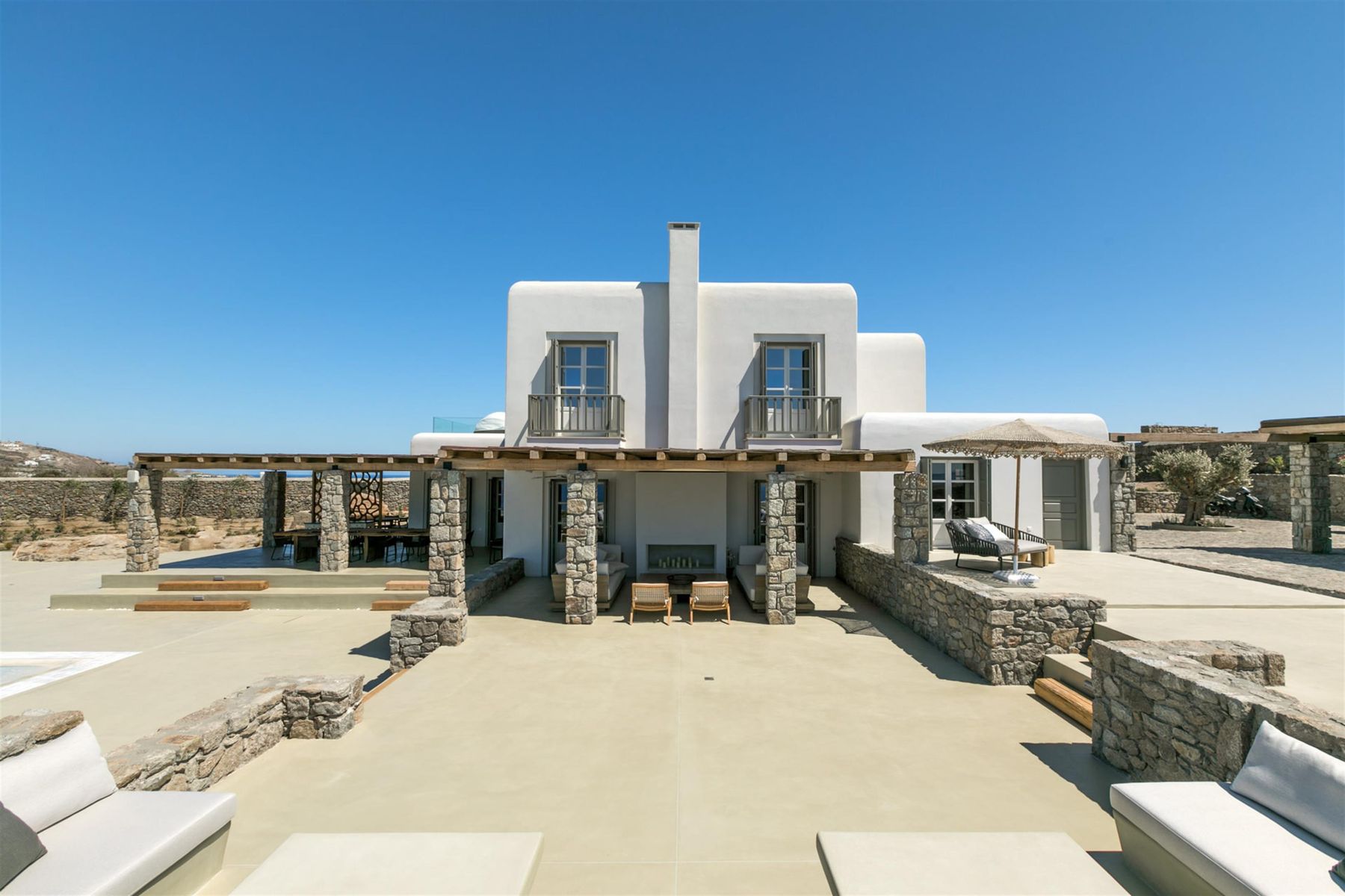 Alba villa photo.