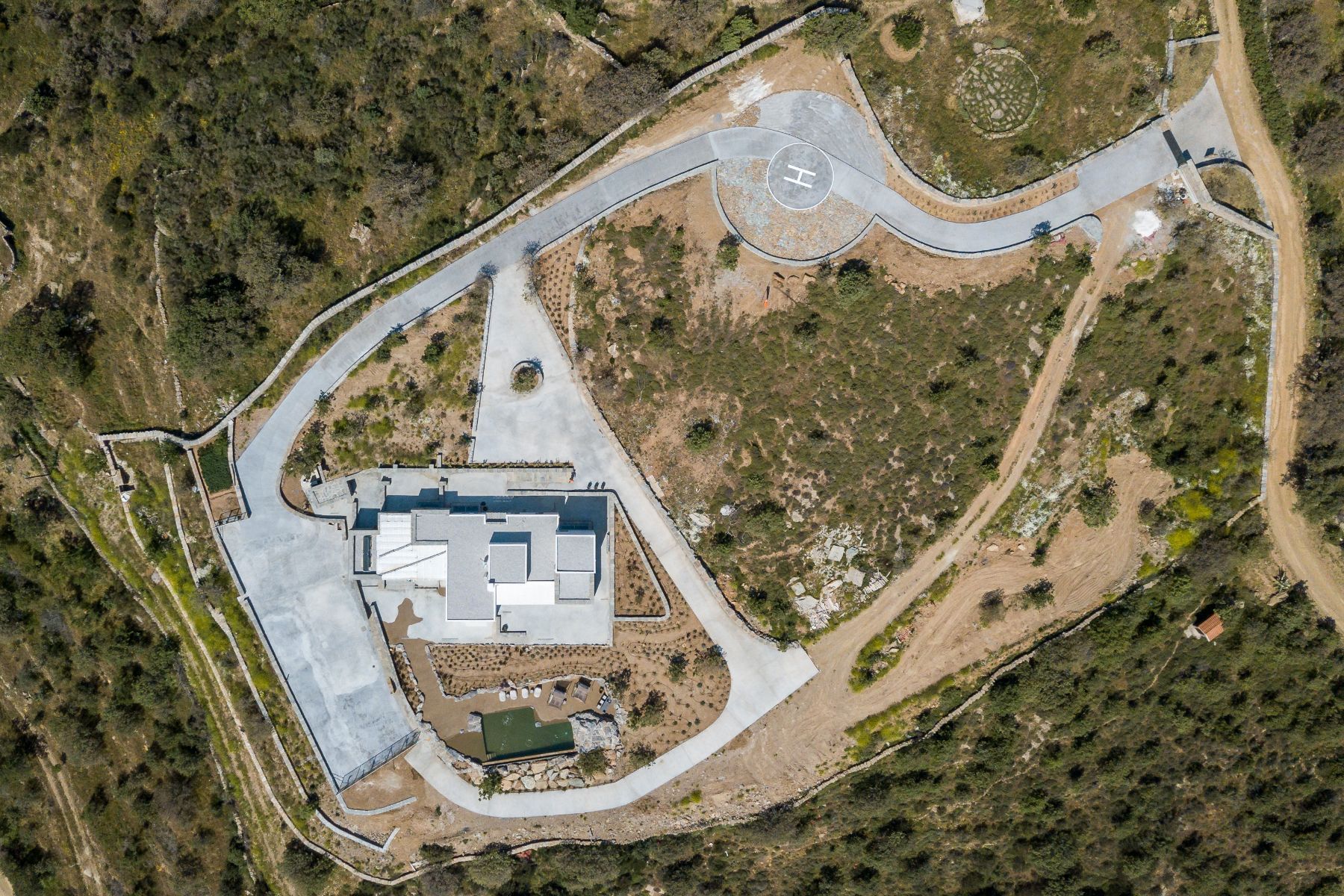 Ariel villa photo.