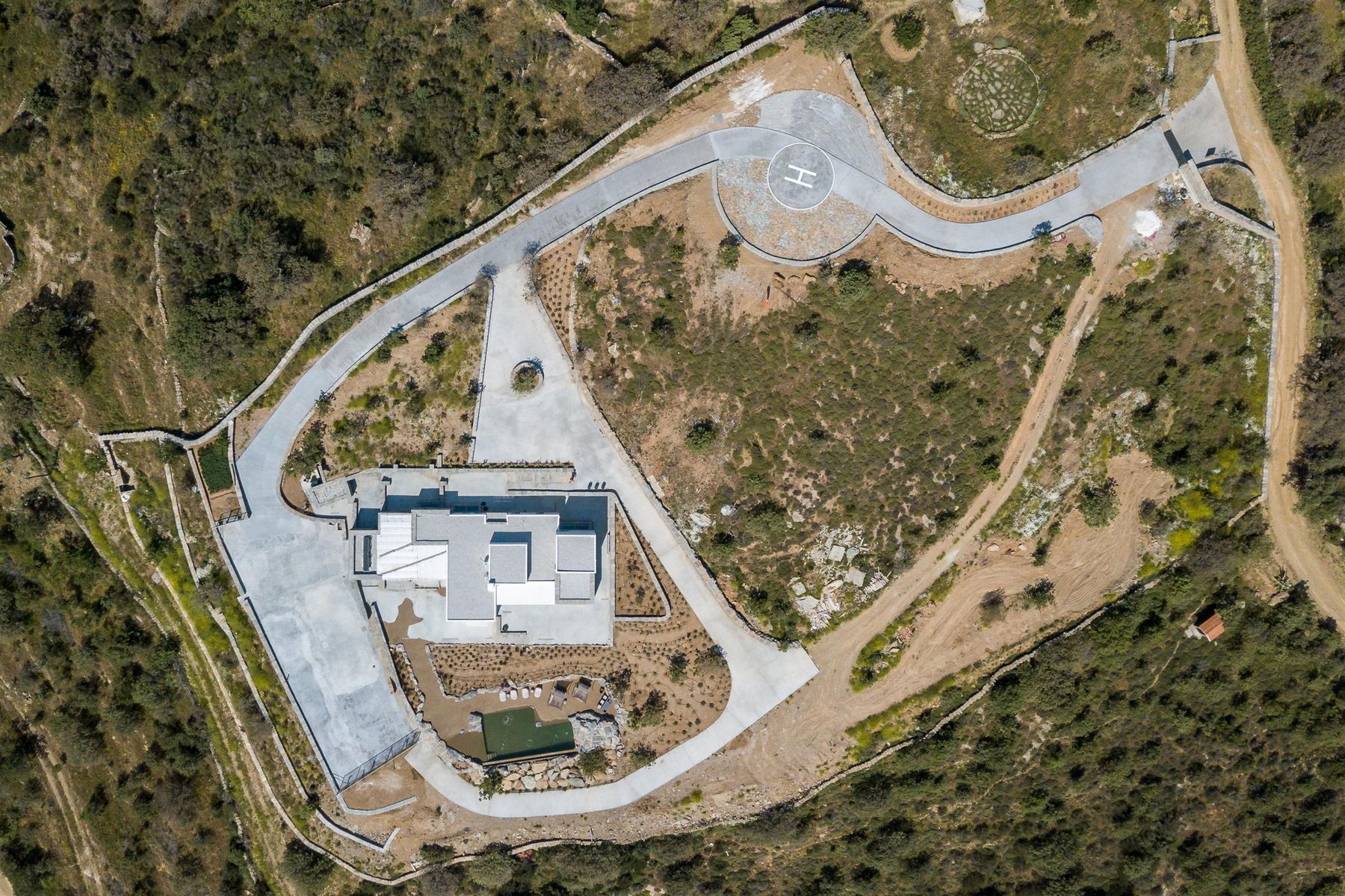 Ariel villa photo.