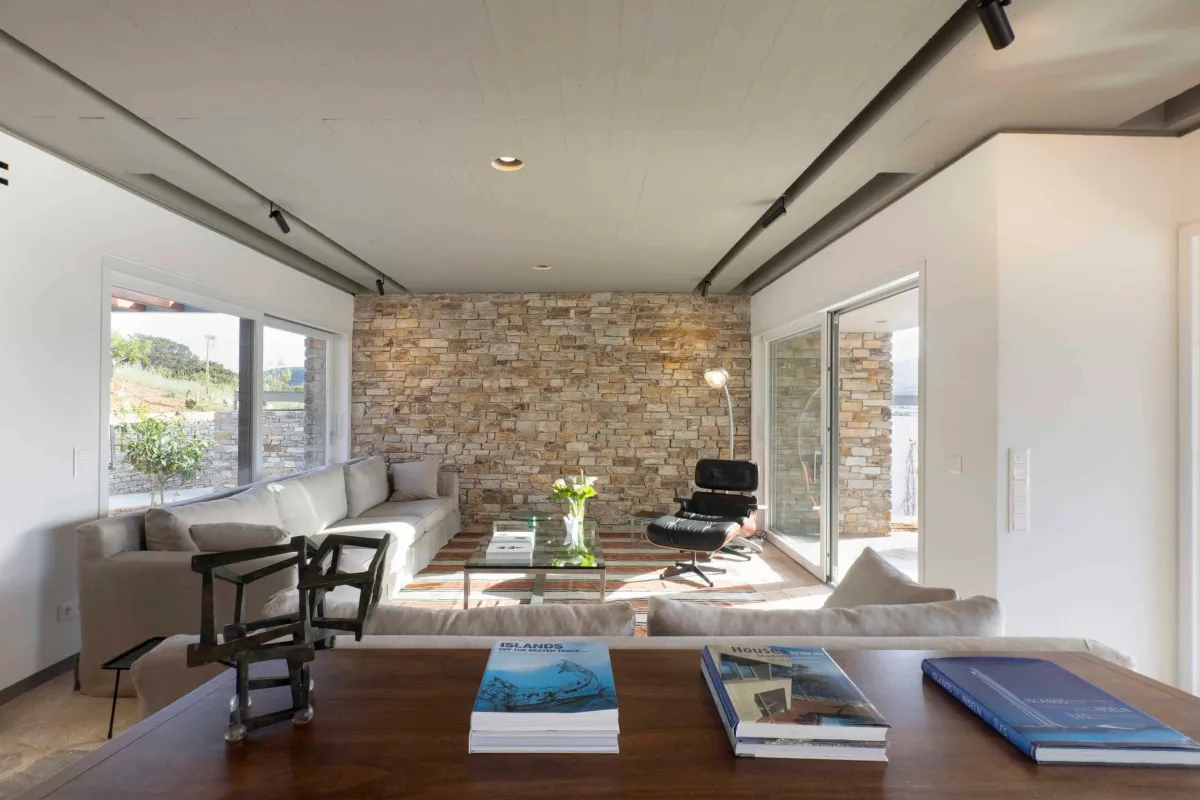 Cezanne villa photo.