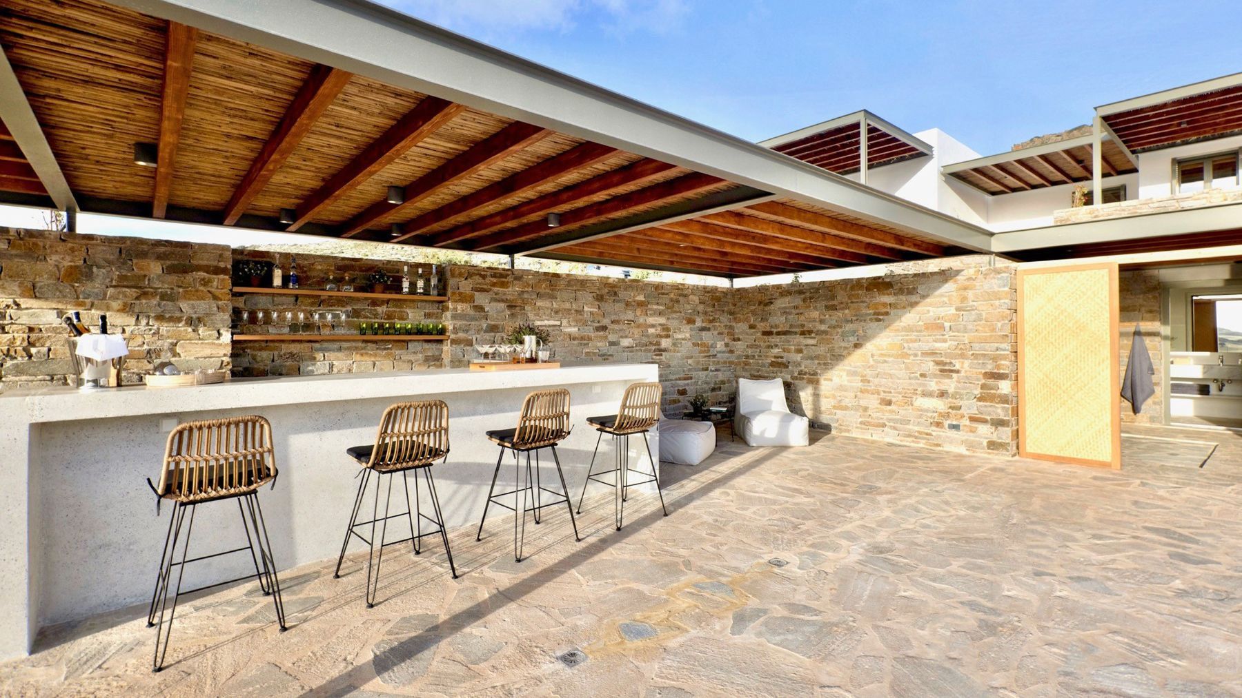 Cezanne villa photo.