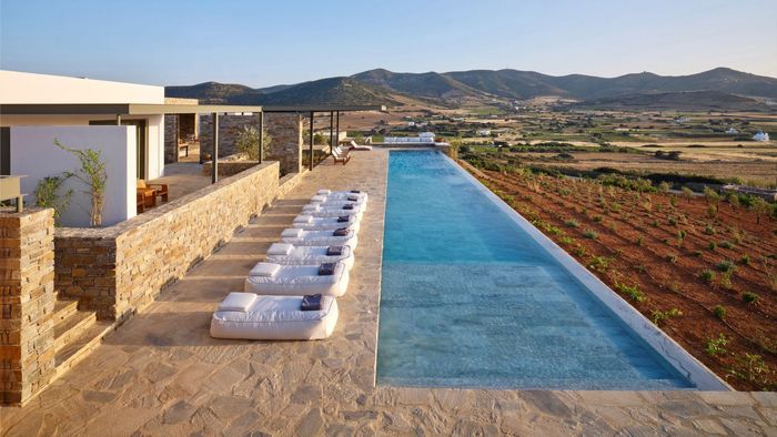 Cezanne villa photo.