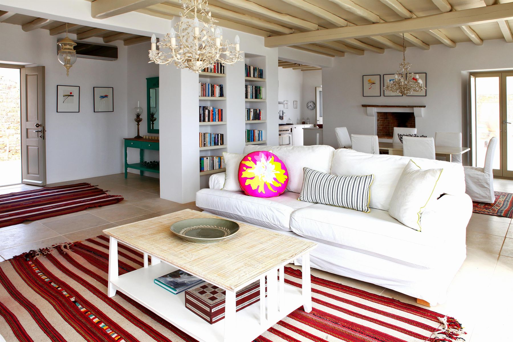 Cachette villa photo.