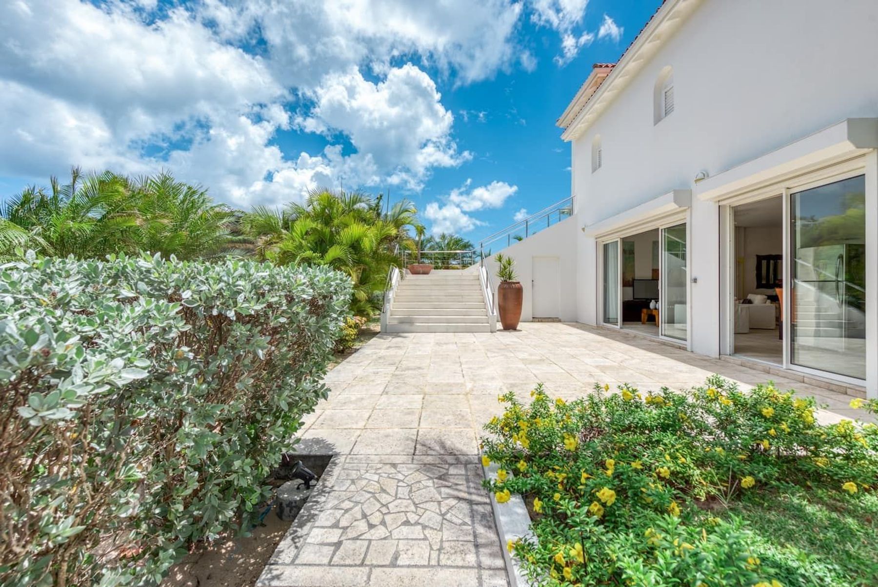La Vie En Bleu Villa villa photo.