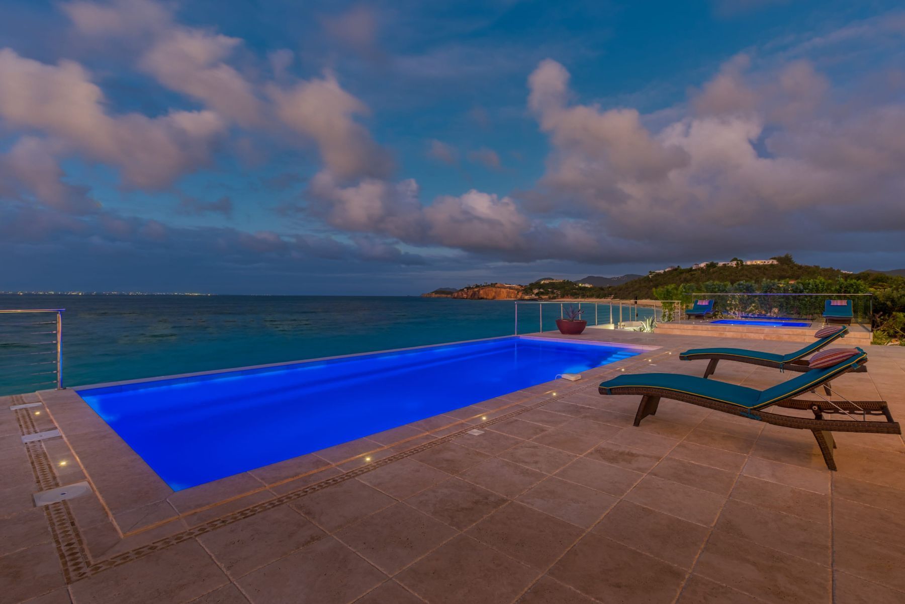 La Vie En Bleu Villa villa photo.