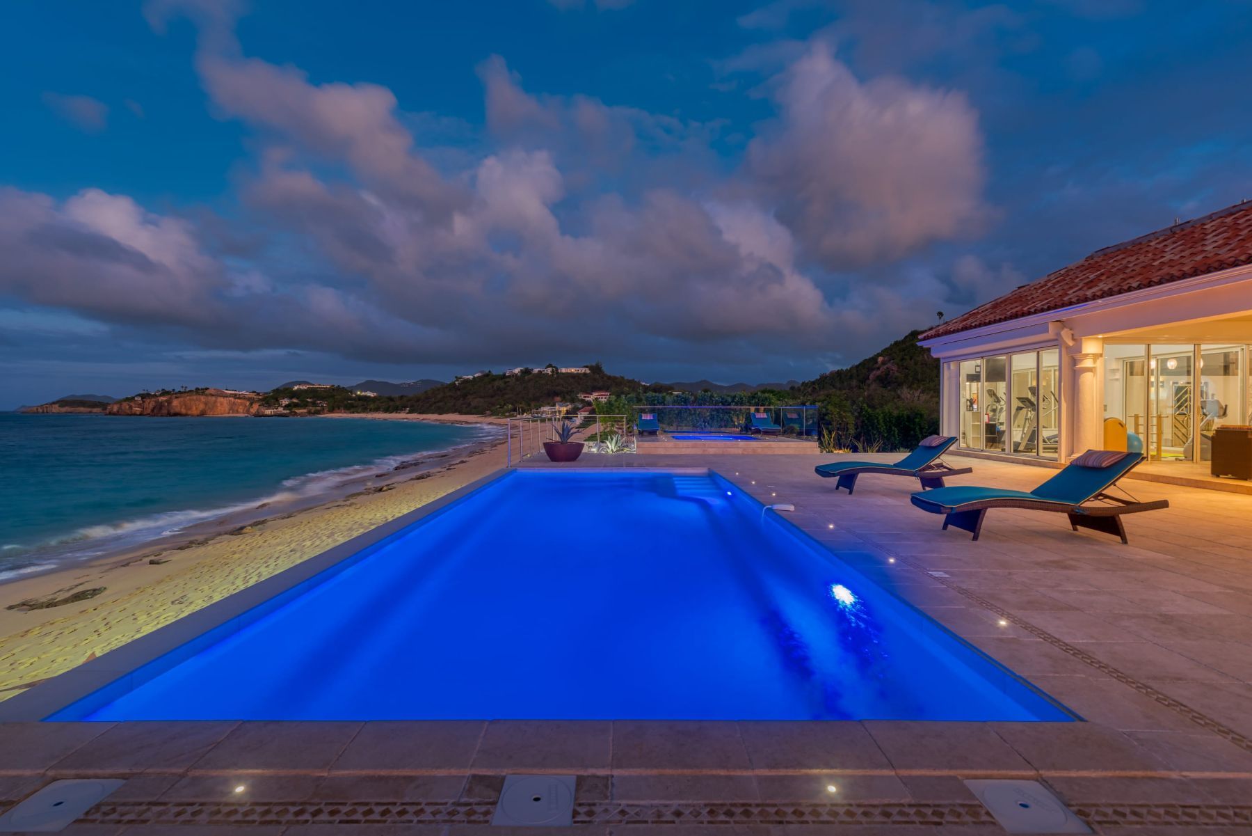 La Vie En Bleu Villa villa photo.
