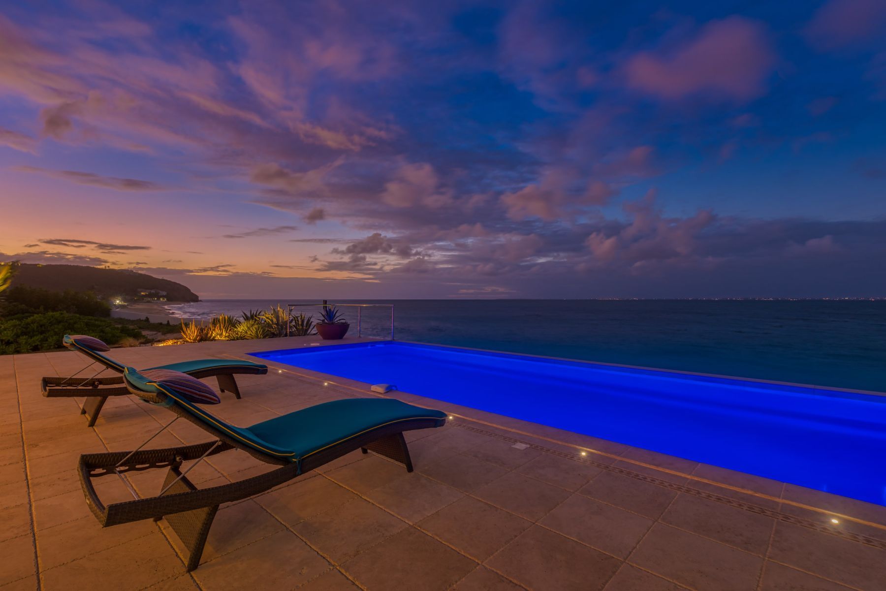 La Vie En Bleu Villa villa photo.