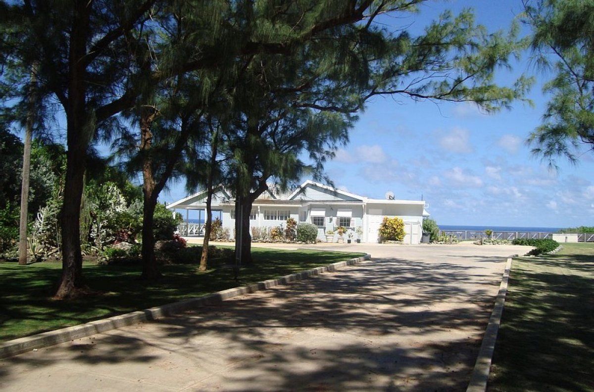 Astra Villa villa photo.