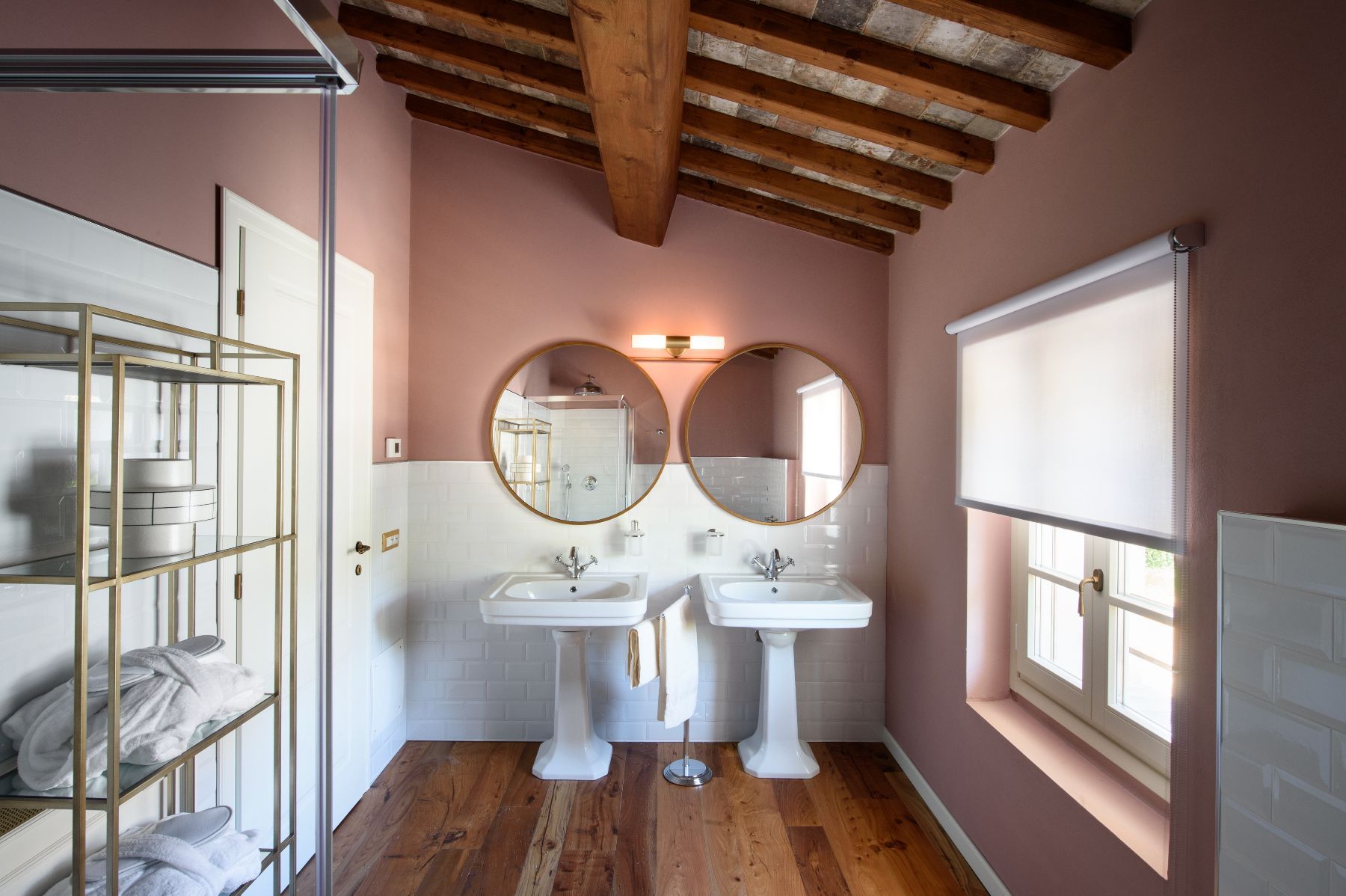Colline villa photo.