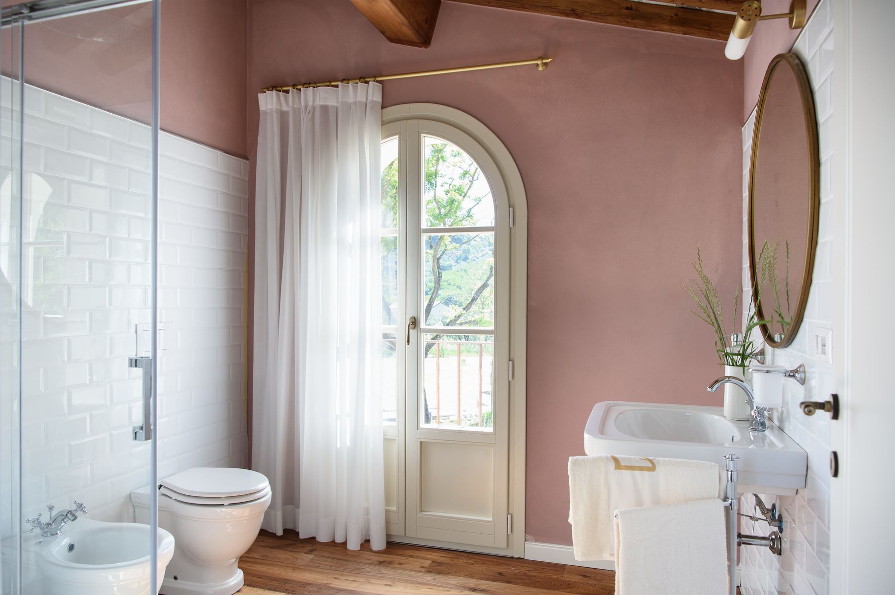 Colline villa photo.