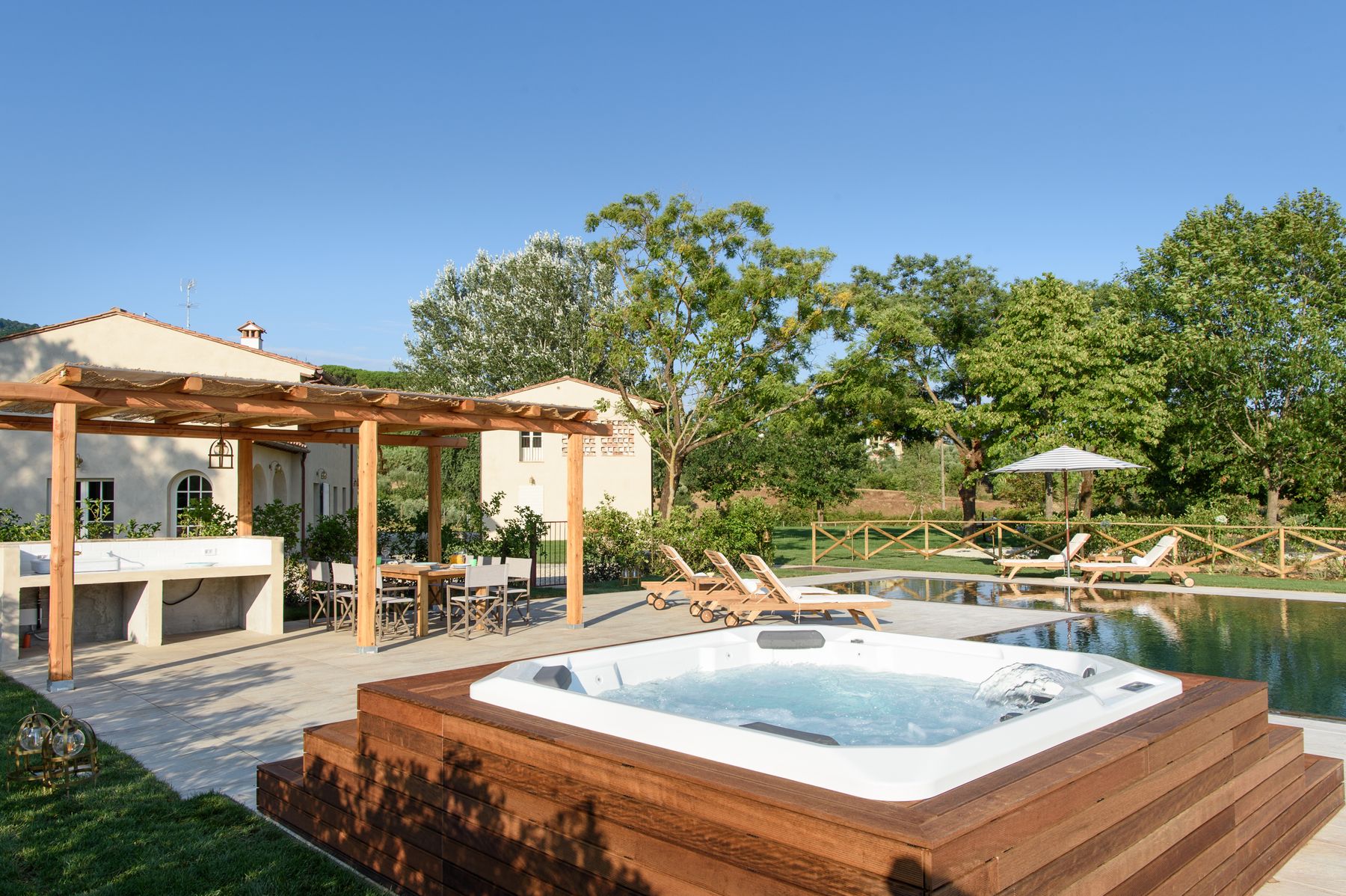 Colline villa photo.