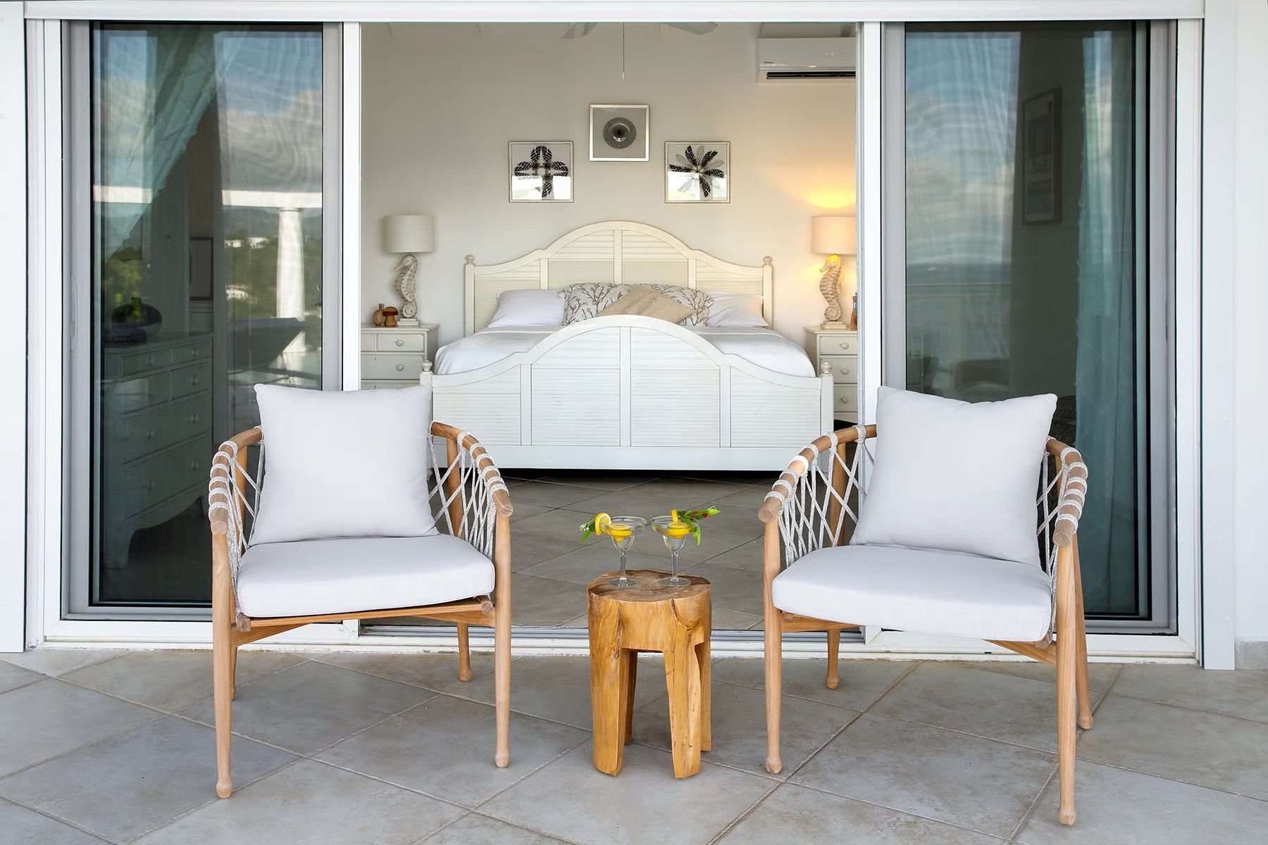 Nid d'Amour Villa villa photo.