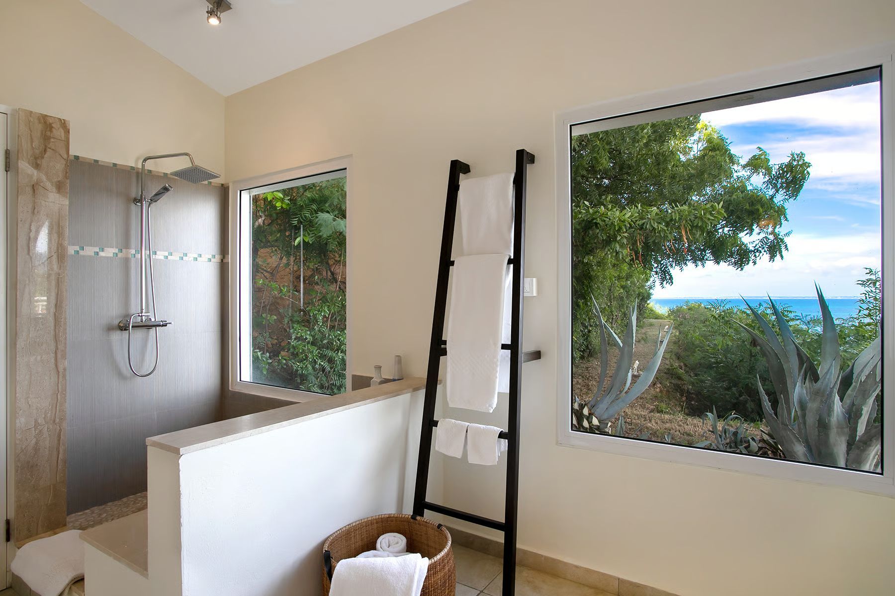 Nid d'Amour Villa villa photo.
