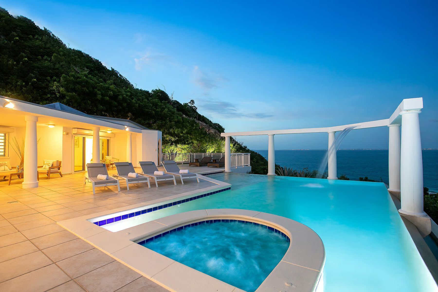Nid d'Amour Villa villa photo.