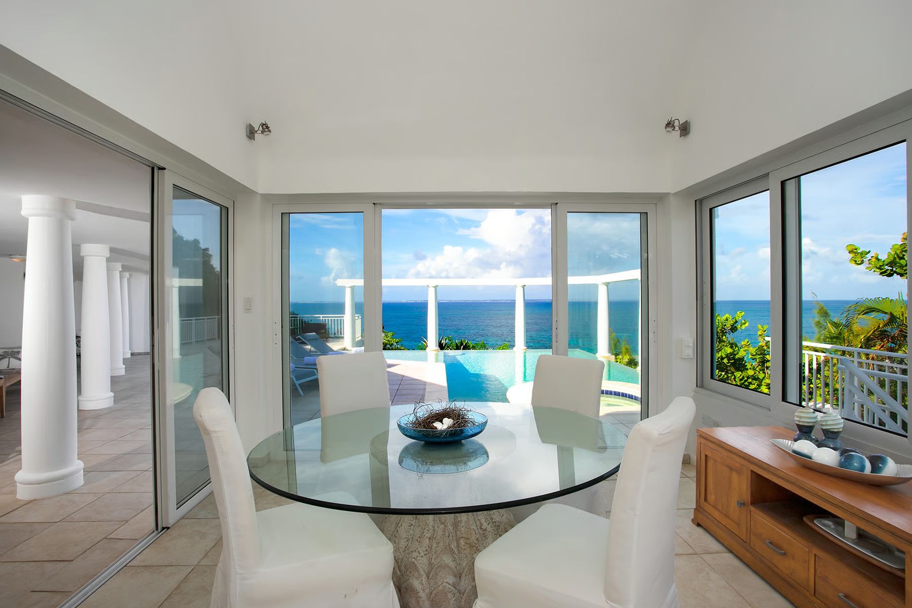 Nid d'Amour Villa villa photo.
