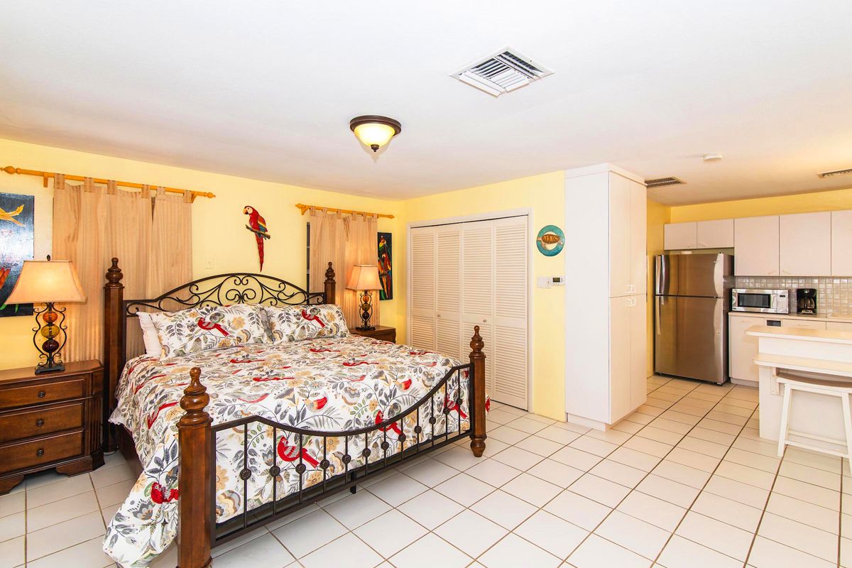 Cottage bedroom
