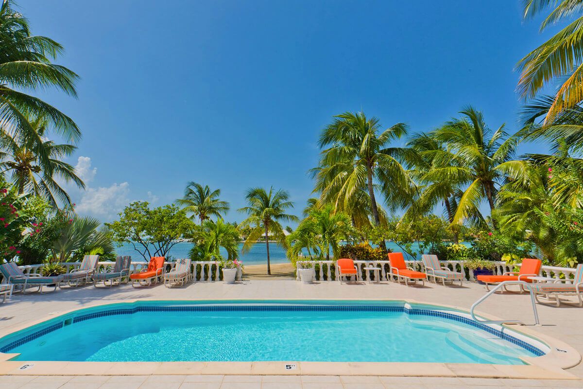 Pool area