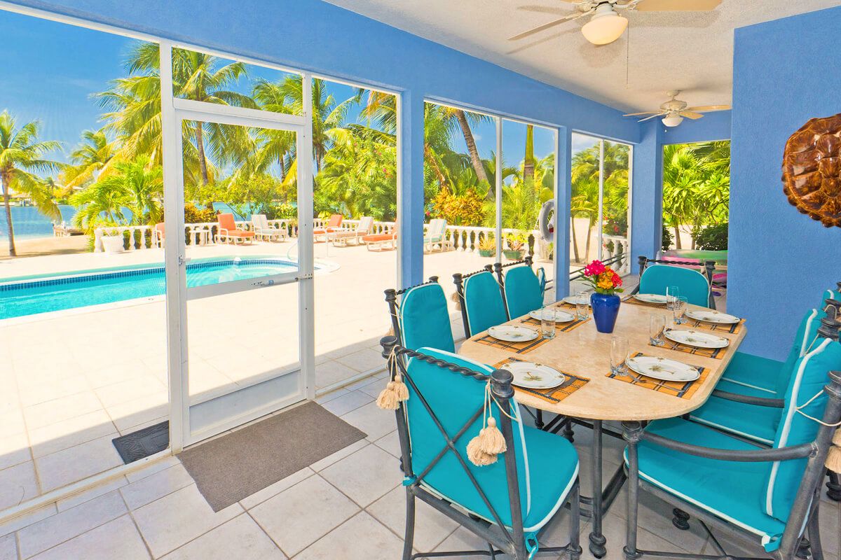 Porch dining area