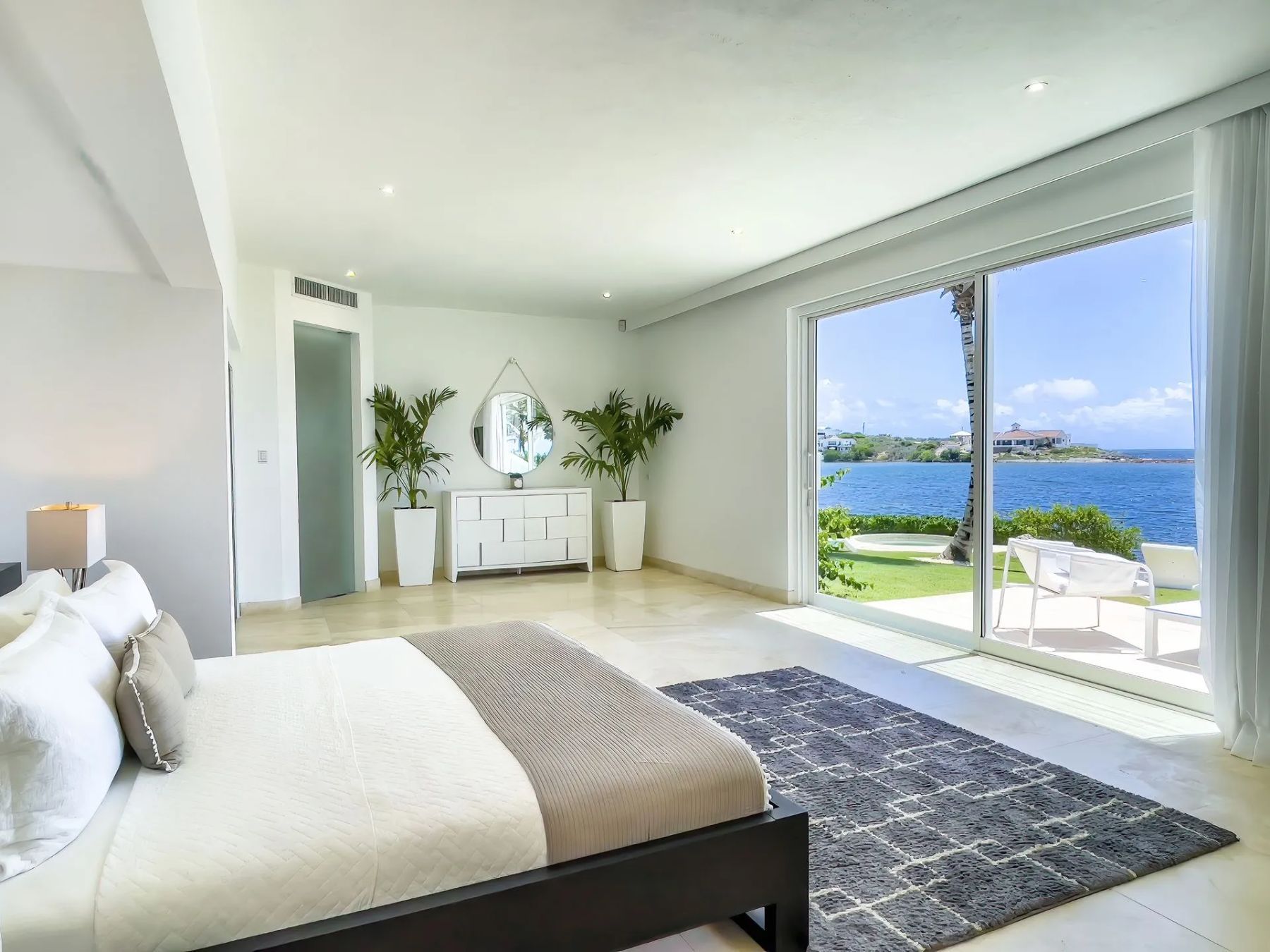 Le Bleu Villa villa photo.