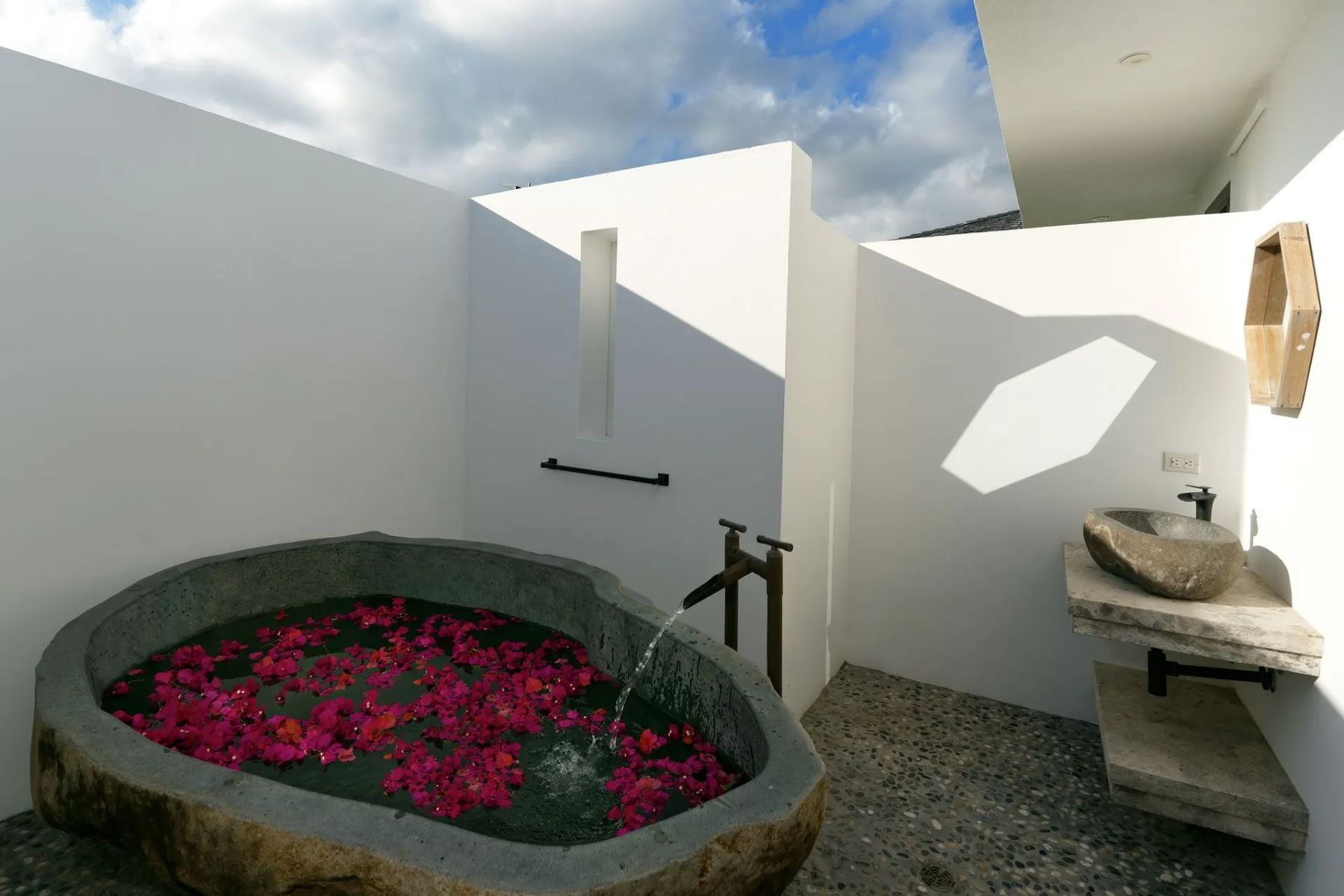 Le Bleu Villa villa photo.