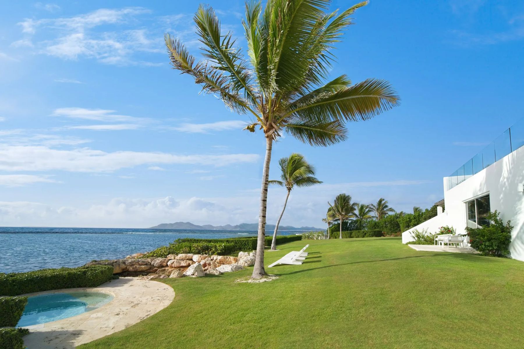 Le Bleu Villa villa photo.