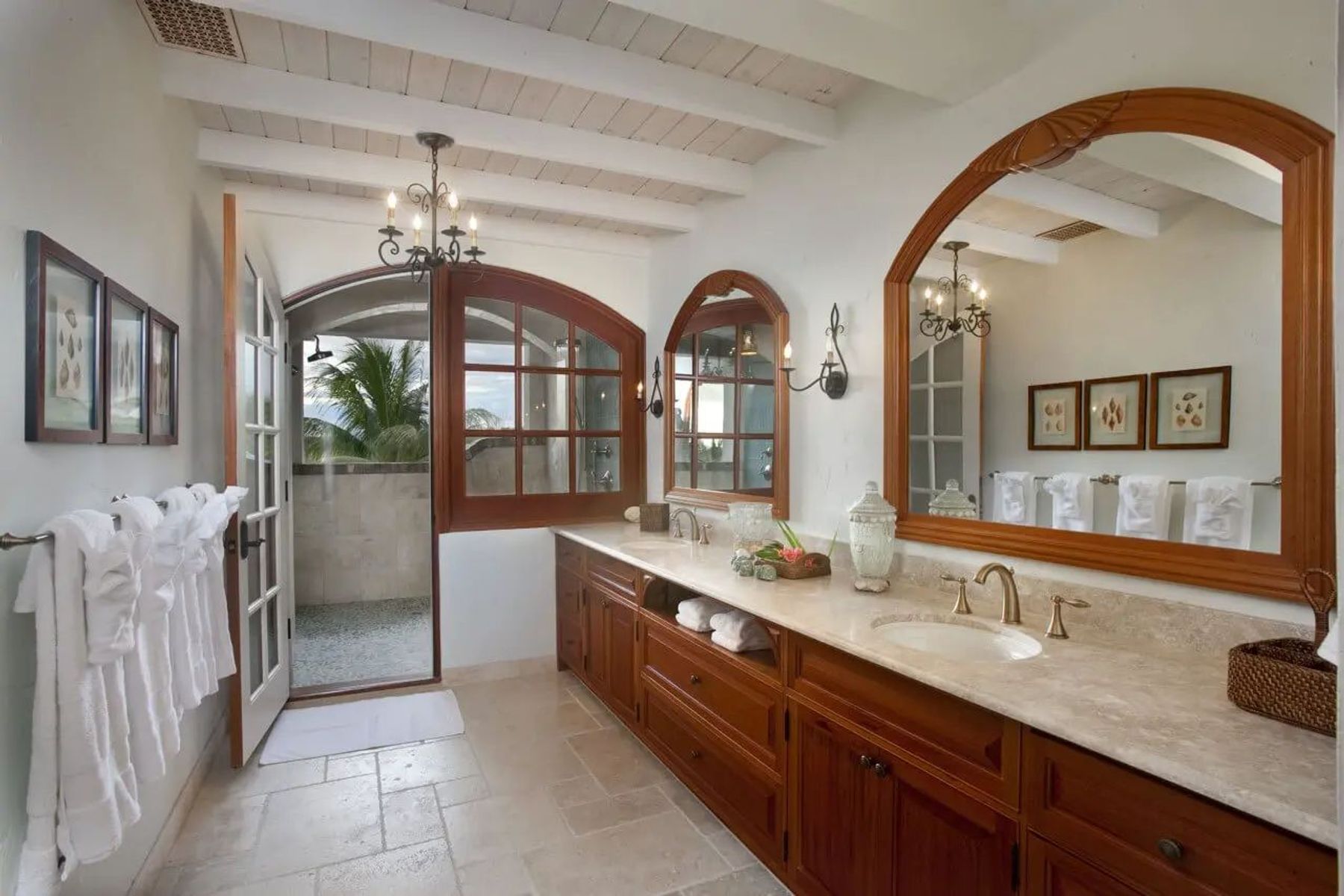 A La Mer Villa villa photo.
