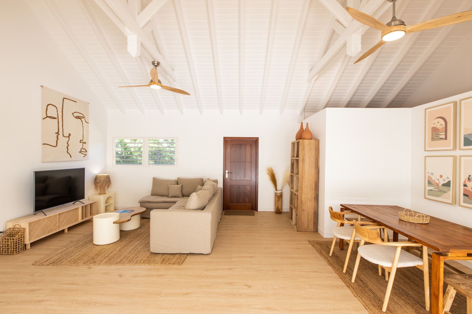 Monchal Villa villa photo.