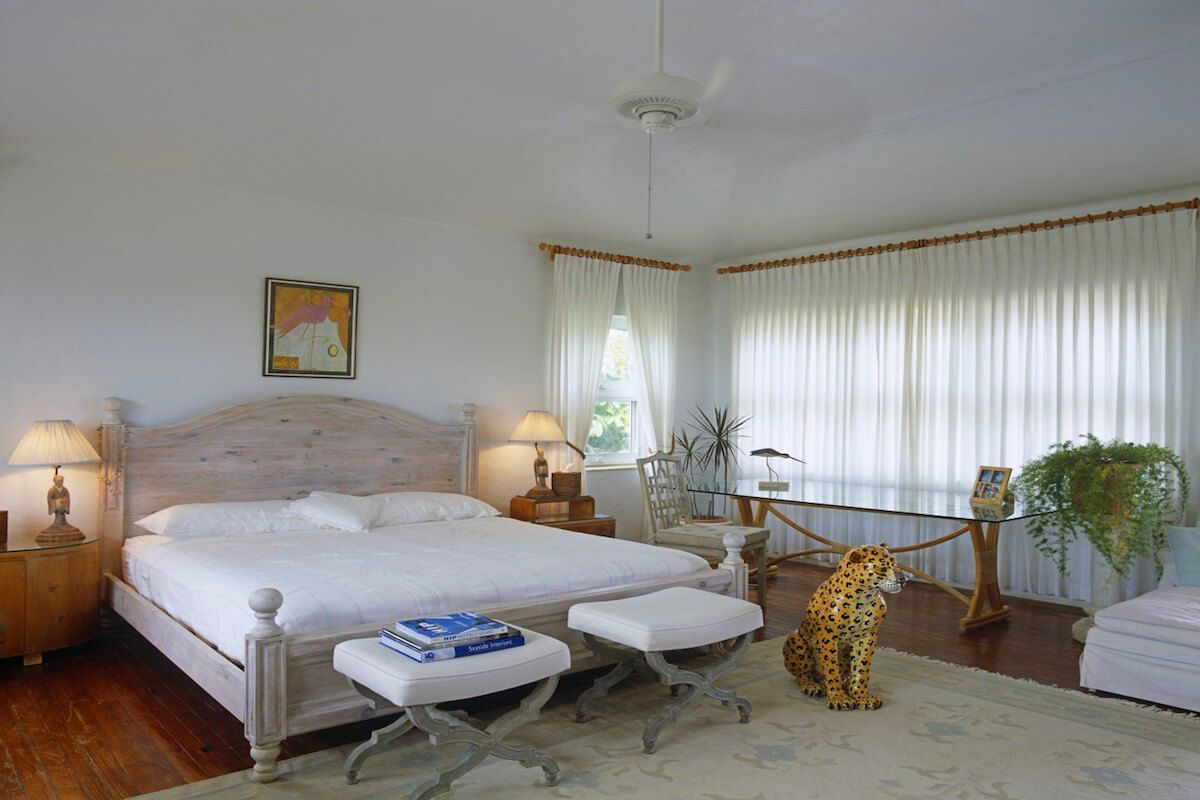 The king bedroom at the Little Whale House