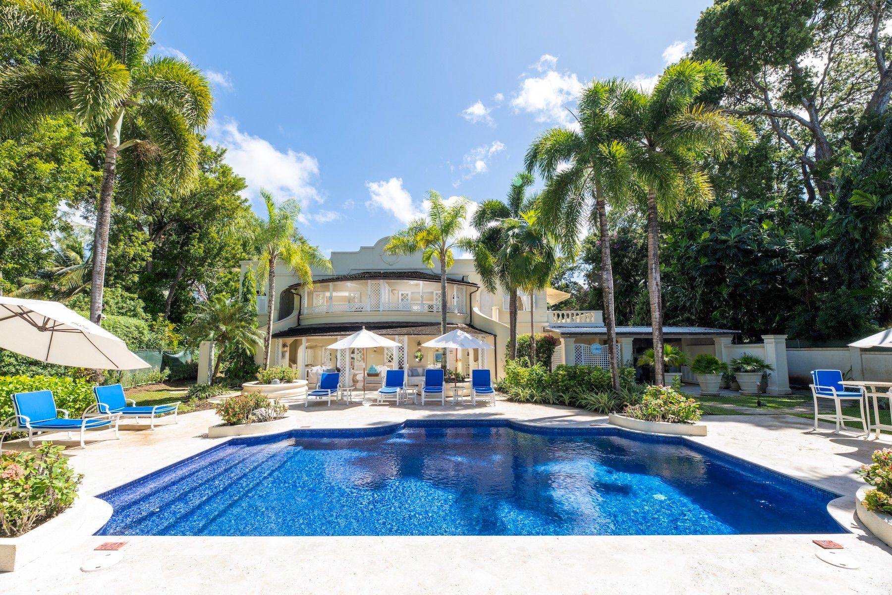 Sandalo villa photo.