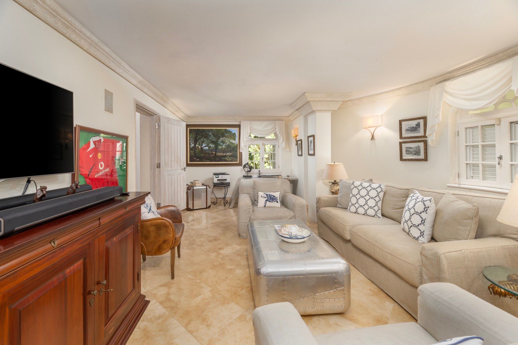 Sandalo villa photo.