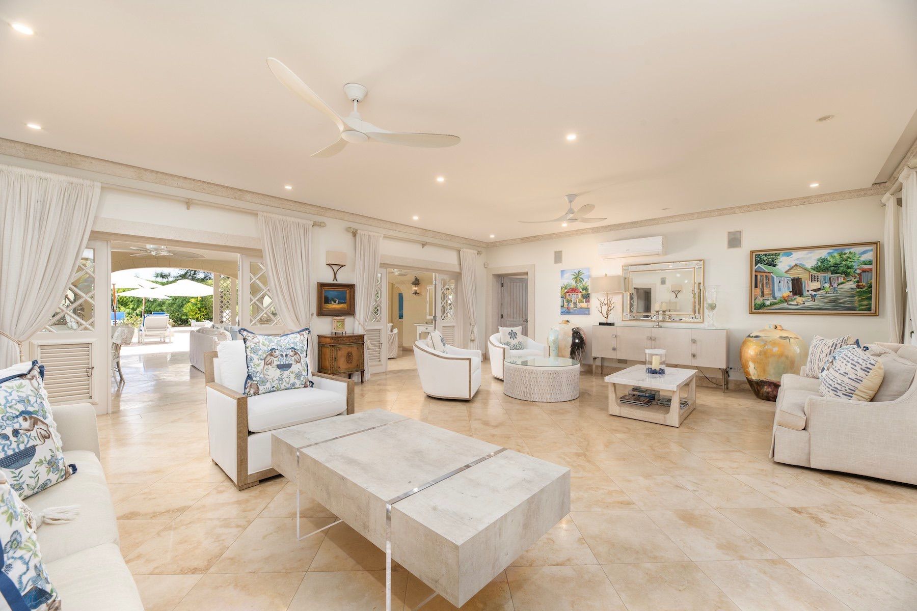 Sandalo villa photo.