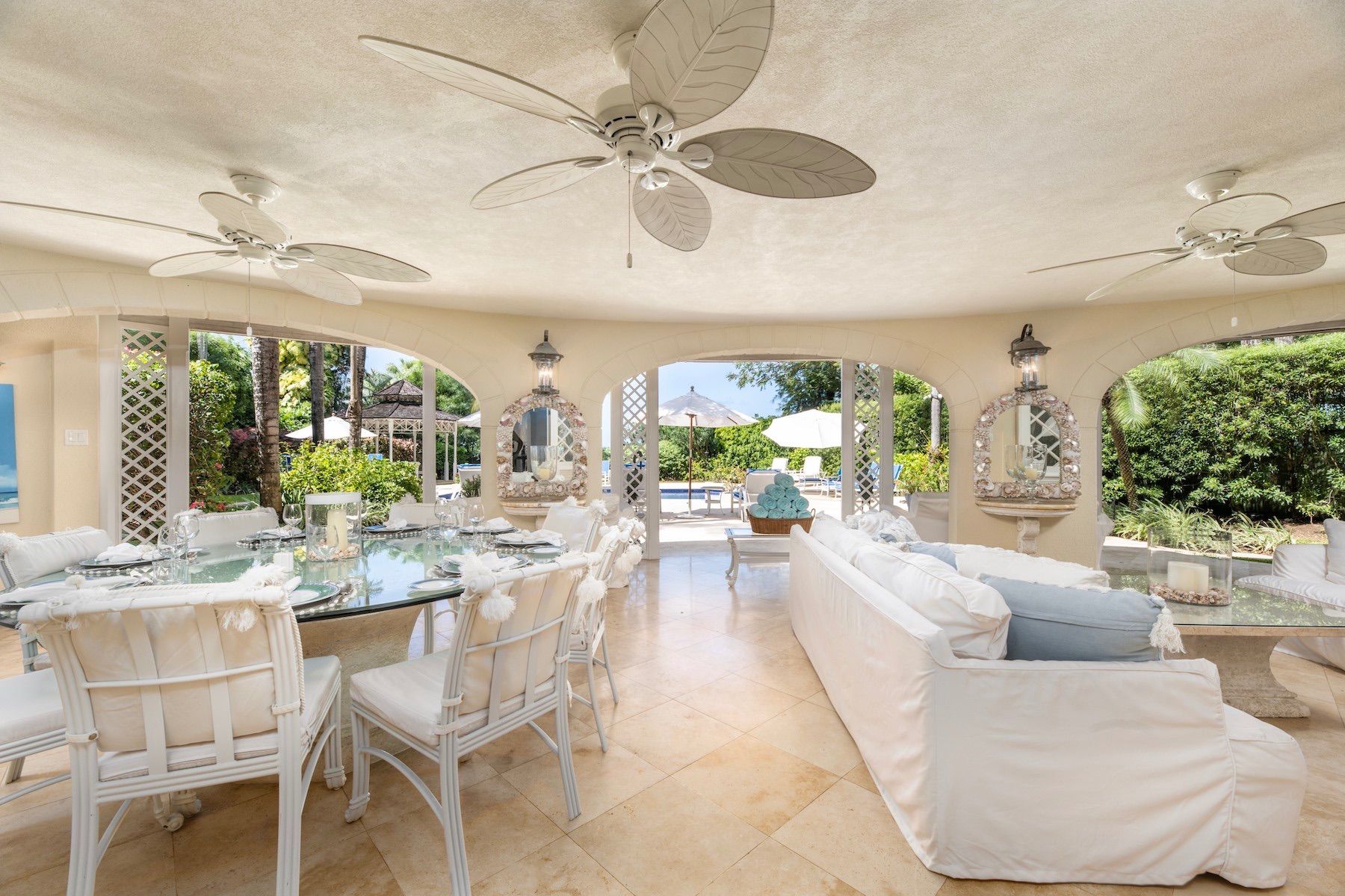 Sandalo villa photo.