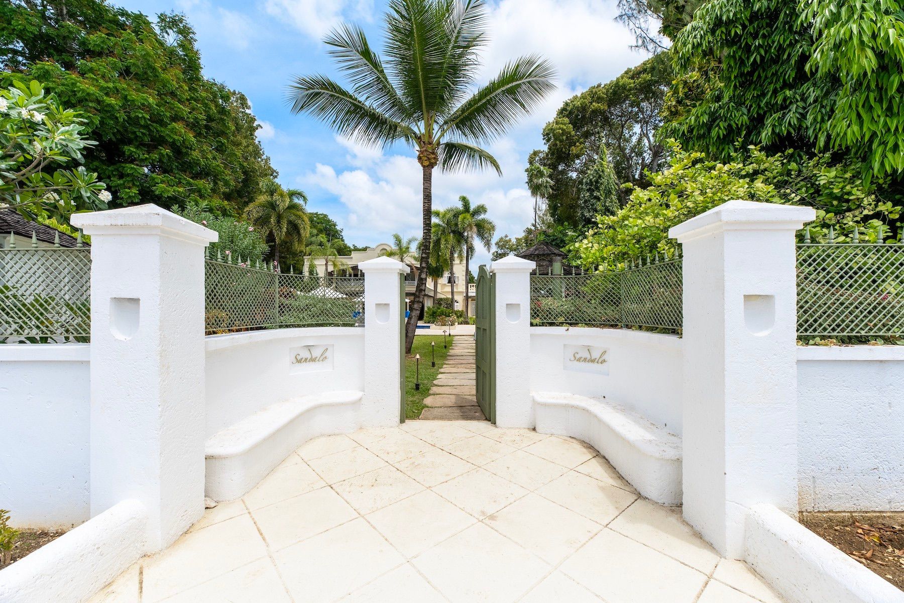 Sandalo villa photo.